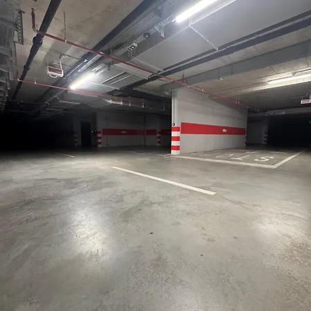 Dk Viii דירה באניה לוקה